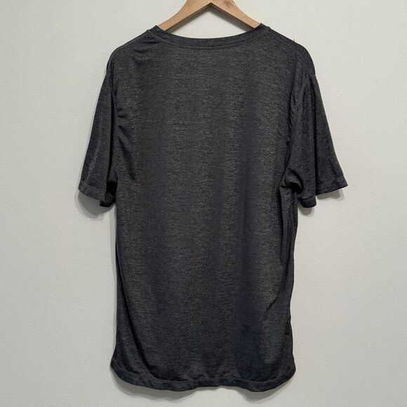 Vuori Performance Pocket Shirt Mens Large Gray Short Sleeve Gym Stretch Adult - Picture 5 of 5